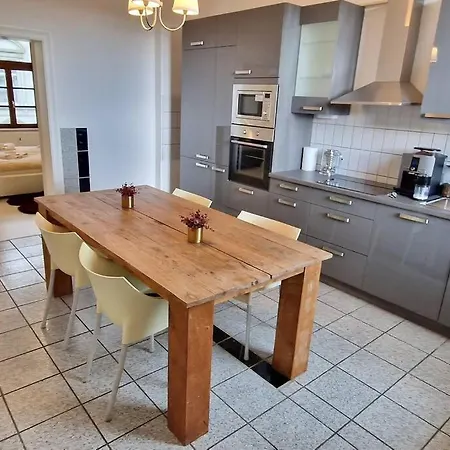 Apartment Luna City-apartment 80qm 2 2 Baeder 20km Messe Airport *