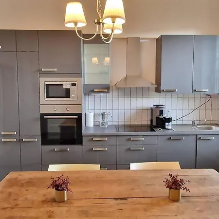 Apartment Luna City-apartment 80qm 2 2 Baeder 20km Messe Airport Krefeld