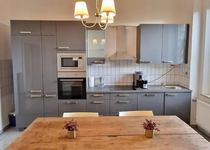 דירה Luna City-apartment 80qm 2 2 Baeder 20km Messe Airport קרפלד