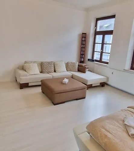 Luna City-apartment 80qm 2 2 Baeder 20km Messe Airport Krefeld